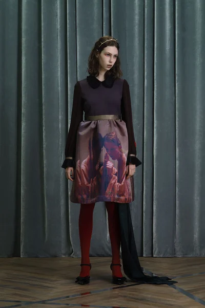 Look 24